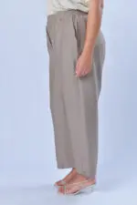 ⁦לורן - מכנס אריג רחב לסט⁩ – תמונה ⁦11⁩