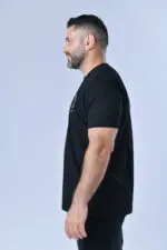 ⁦ארנון - טי קצר ניקי פרינט⁩ – תמונה ⁦3⁩