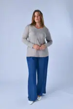 ⁦אדר - טופ וי ארוך פרינט⁩ – תמונה ⁦7⁩