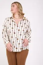 ⁦דנובה - חולצת סאטן מודפס⁩ – תמונה ⁦2⁩