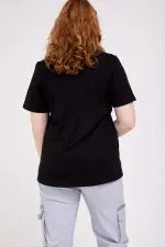 ⁦סנדרה - טופ וי קצר פרינט⁩ – תמונה ⁦3⁩
