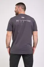⁦חורב - טי ניקי קצר פרינט⁩ – תמונה ⁦2⁩