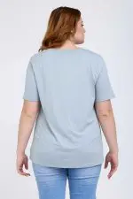 ⁦SARAH - טופ וי פרינט⁩ – תמונה ⁦4⁩