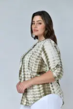⁦לוסי - חולצת אריג שינה בט⁩ – תמונה ⁦10⁩