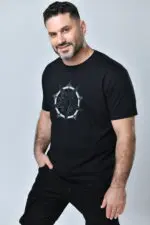 ⁦דורי - טי ניקי קצר פרינט⁩ – תמונה ⁦3⁩