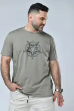 ⁦דורי - טי ניקי קצר פרינט⁩ – תמונה ⁦5⁩